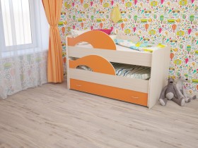 Кровать детская Радуга 1600 Млечный дуб/Оранжевый в Ужуре - uzhur.katalogmebeli.com | фото