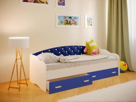 Кровать Софа-8 с мягкой спинкой со стразами (900х2000) Белый/Синий в Ужуре - uzhur.katalogmebeli.com | фото
